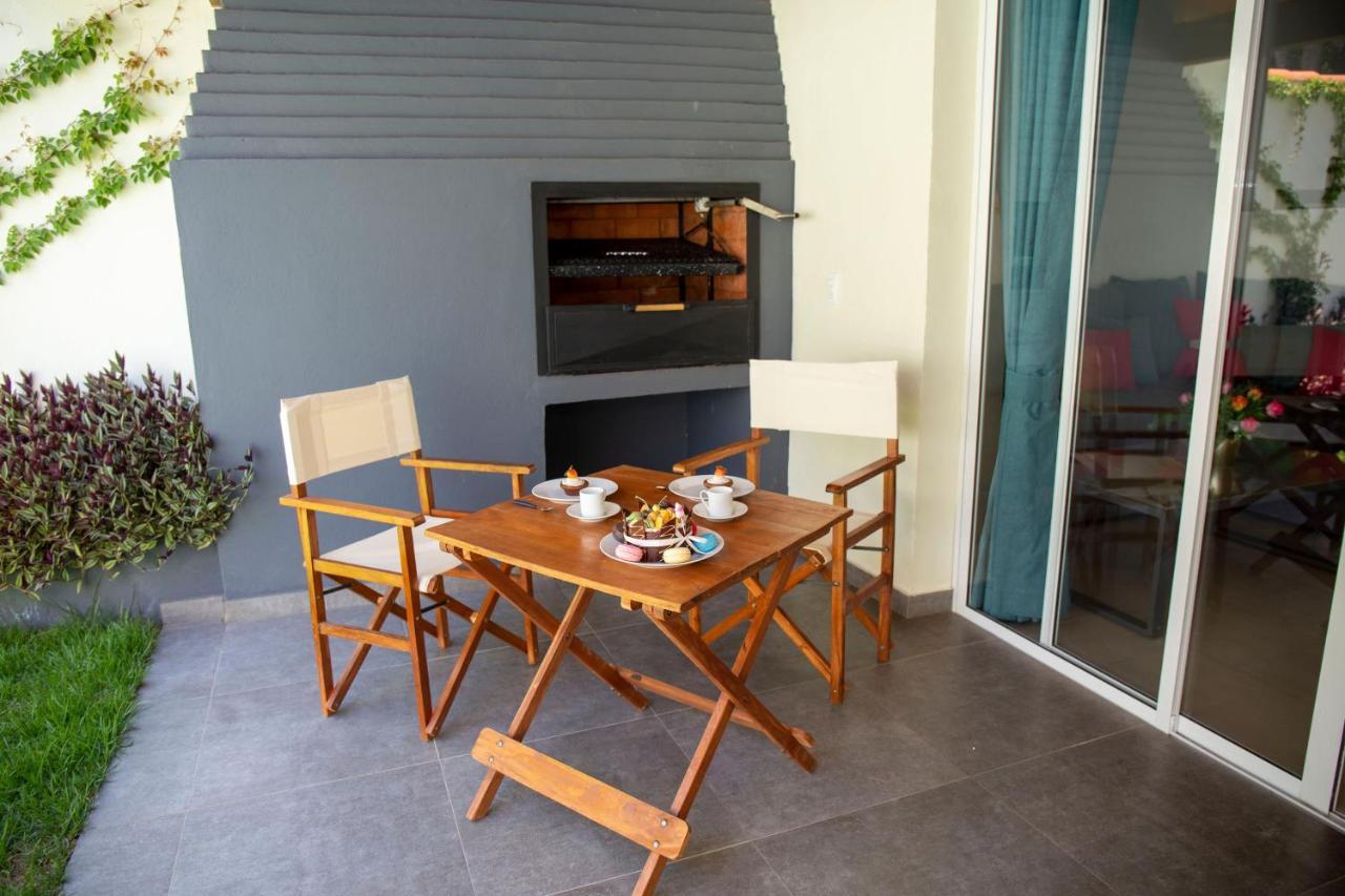 Hotel Oasis-Dream Holidays - La Petite France 샌버나디노 외부 사진