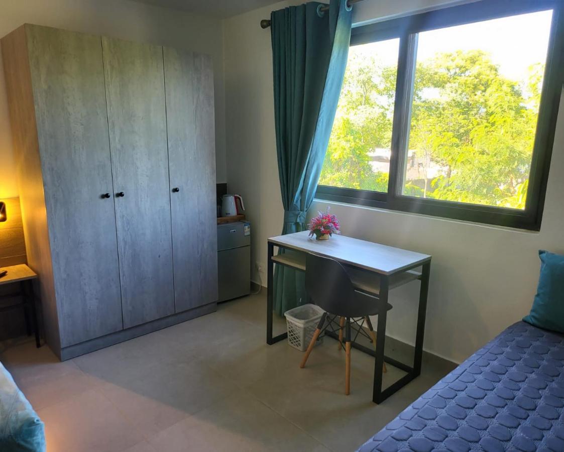 Hotel Oasis-Dream Holidays - La Petite France 샌버나디노 외부 사진